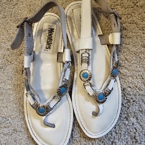 Vintage Mootsies Tootsies White Leather Thong Flats 8M